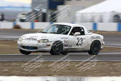 media/Nov-16-2025-CalClub SCCA (Sun) [[2975c16dfc]]/Group 4/Turn 1/